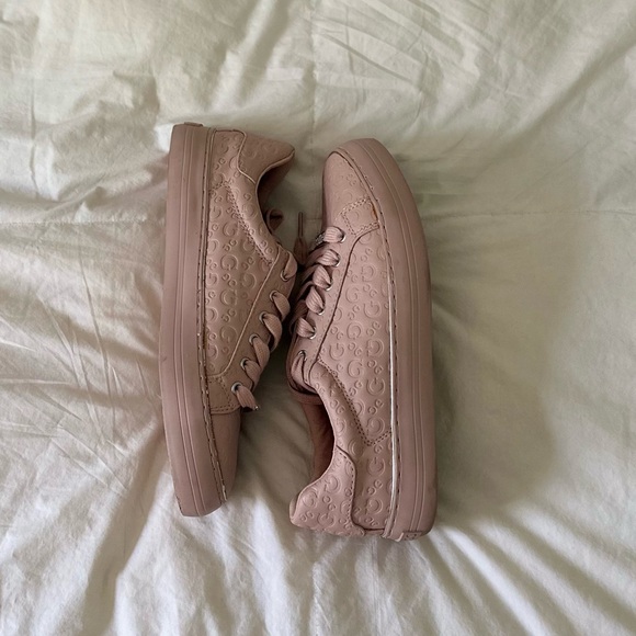 Guess Shoes - GUESS Pink Low-Top Sneakers
